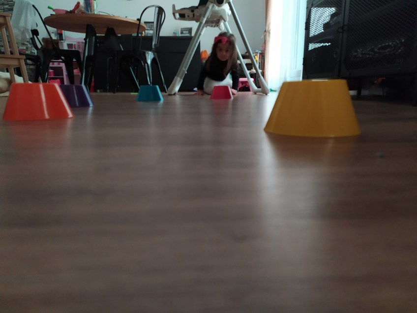 Niños entretenidos en tiempos de cuarentena